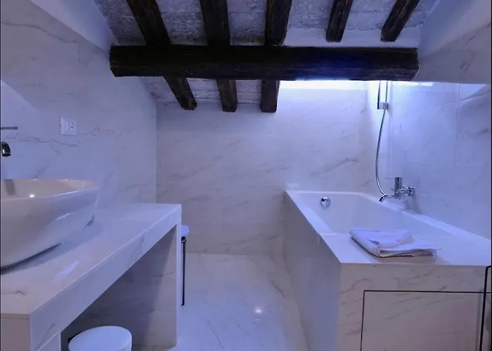 Luxury Appartament Trevi * Rome